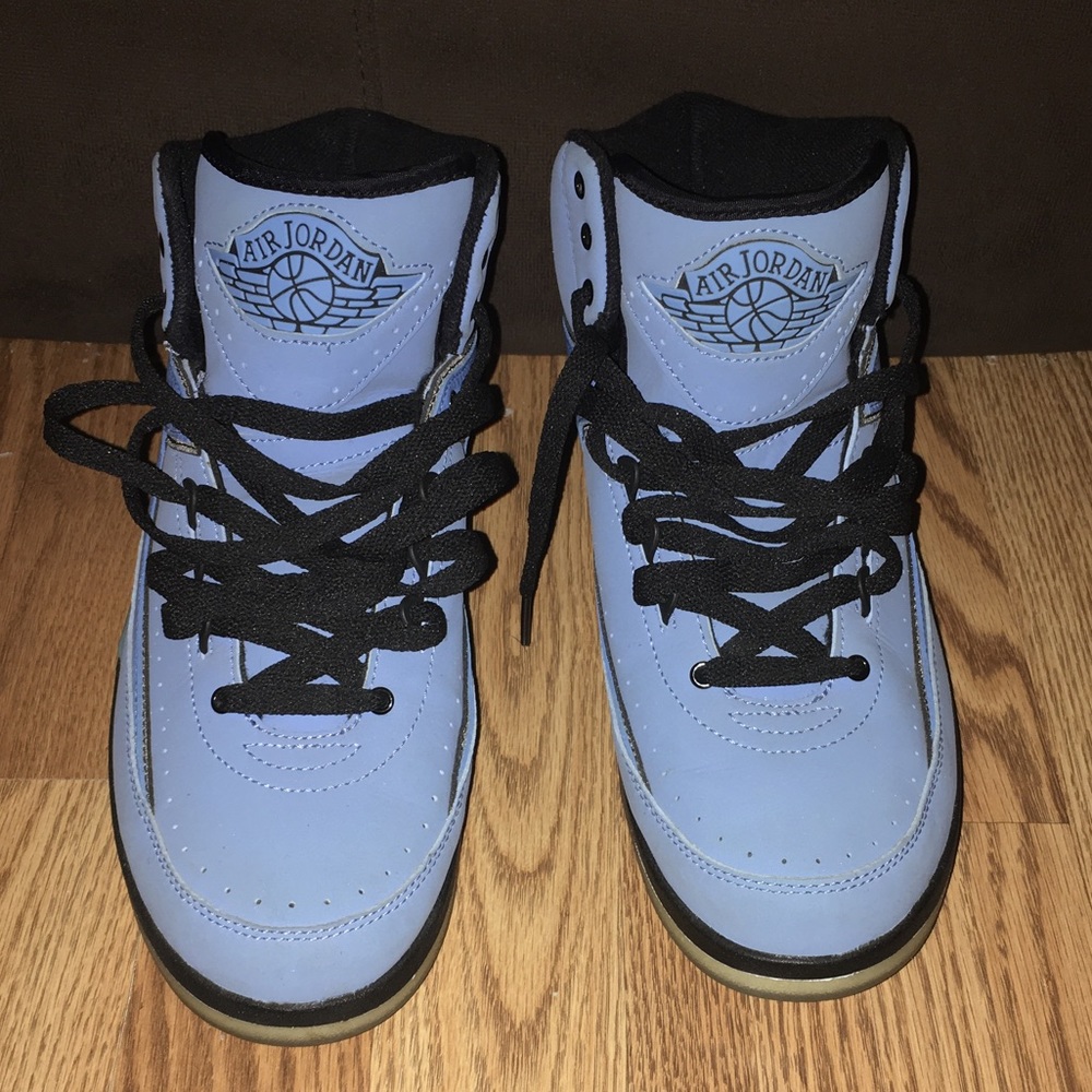 Jordan 2 retro university blue